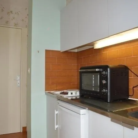 Apartment Cavalaire-sur-mer, 2 Pieces, 4 Personnes - Fr-1-226b-11