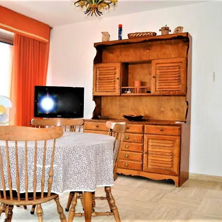 Apartment Cavalaire-sur-mer, 2 Pieces, 4 Personnes - Fr-1-226b-11 *