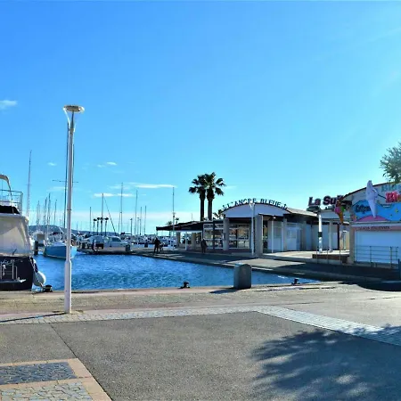 Cavalaire-sur-mer, 2 Pieces, 4 Personnes - Fr-1-226b-11